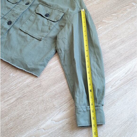 RACHEL Rachel Roy Raw Hem Utility Denim Jacket In Fresh Olive, size L - Picture 7 of 9